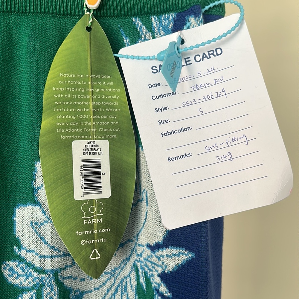 FARM Rio Soft Garden Sweaterpants Sample Size Small - Picture 3 of 9